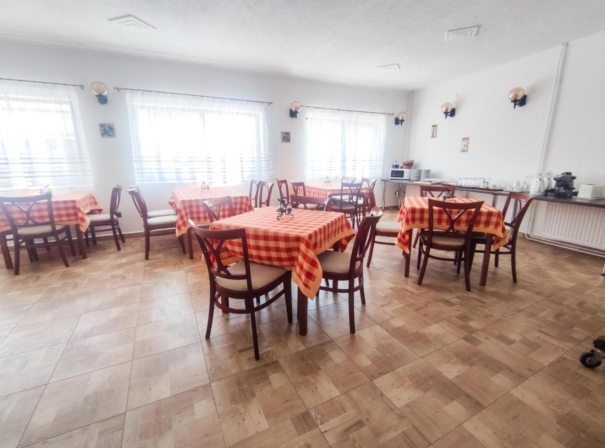 Viktoria Panzio Zamardi Hotel Ngoại thất bức ảnh