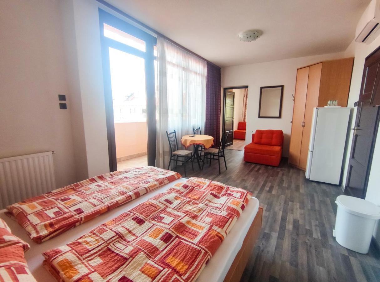 Viktoria Panzio Zamardi Hotel Ngoại thất bức ảnh